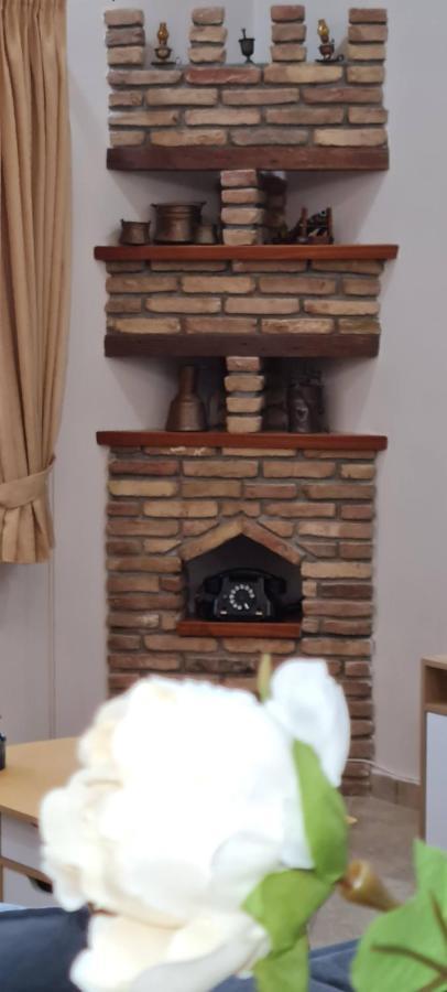 'The Seagull' Traditional Cottage Néa Mákri エクステリア 写真